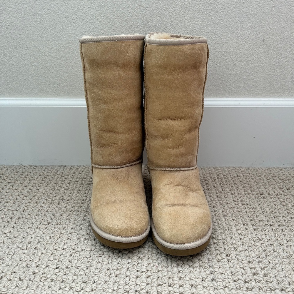 Ugg Women’s Classic Tall Boot